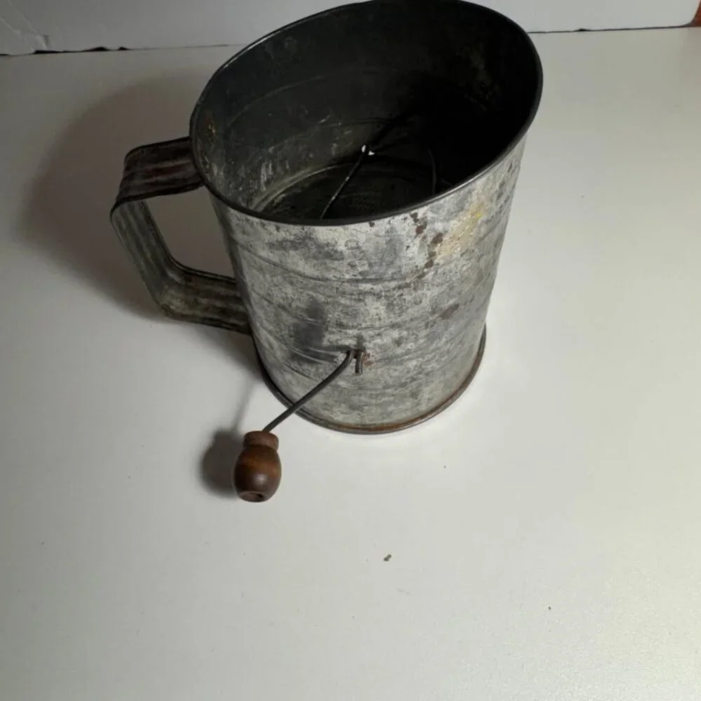 Vintage Bromwell's Metal Flour Sifter Hand Crank Handle #1443